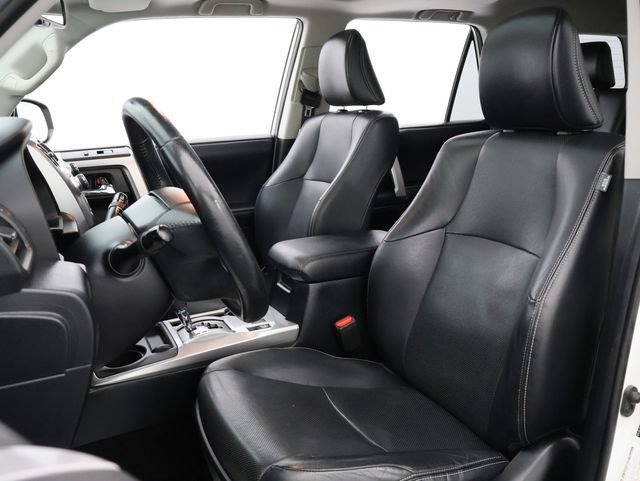2018 Toyota 4Runner SR5 - Photo 13