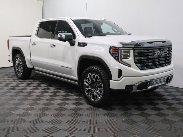 Used 2024 GMC Sierra 1500 Denali Ultimate with VIN 1GTUUHEL5RZ257431 for sale in Bay City, MI