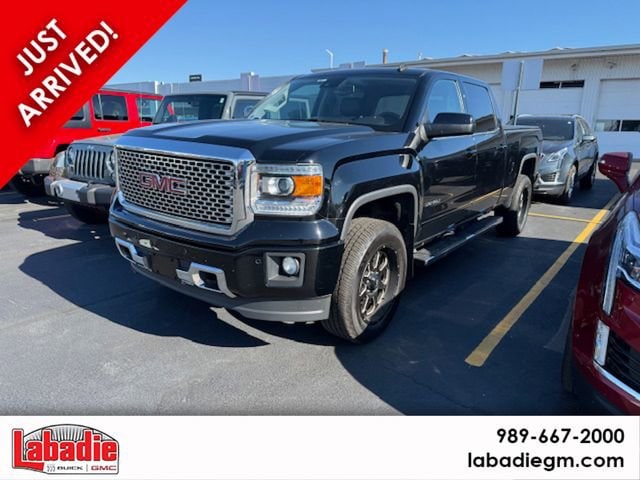2014 GMC Sierra 4WD Crew Cab Standard Box's photo