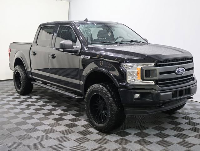 2019 Ford F-150 XLT photo 2
