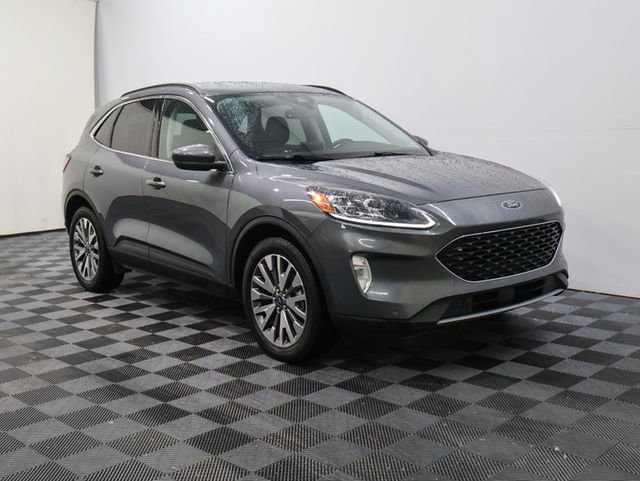 Used 2022 Ford Escape Titanium with VIN 1FMCU9DZ6NUA63193 for sale in Bay City, MI