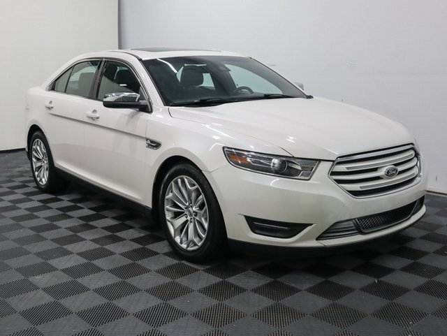 Used 2019 Ford Taurus Limited with VIN 1FAHP2F81KG118601 for sale in Bay City, MI