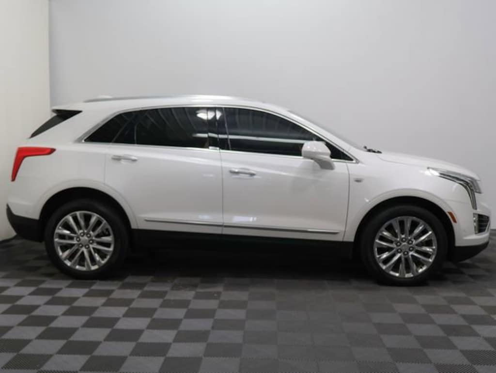 Used 2018 CADILLAC XT5 Platinum AWD SUV
