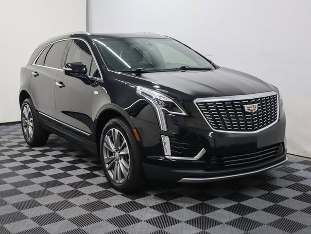 Used 2021 Cadillac XT5 Premium Luxury with VIN 1GYKNDRSXMZ127453 for sale in Bay City, MI