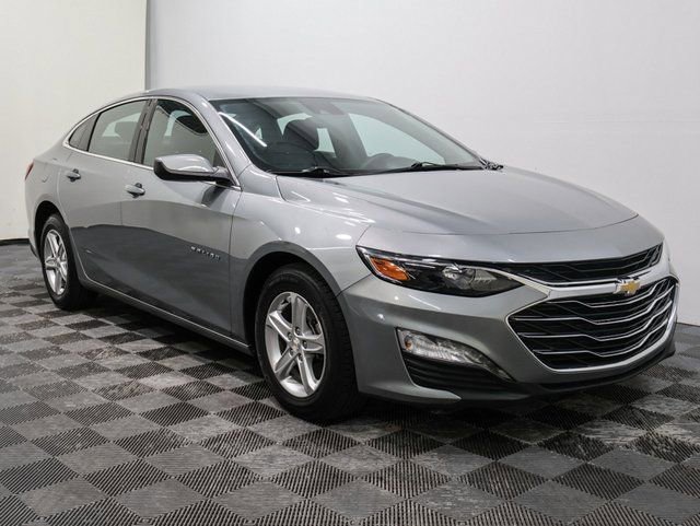 Used 2023 Chevrolet Malibu 1LT with VIN 1G1ZD5ST4PF207698 for sale in Bay City, MI