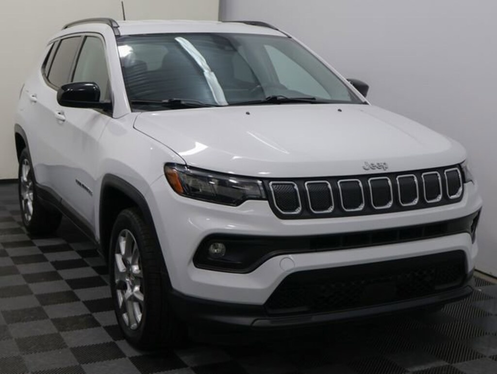 Used 2022 Jeep Compass Latitude Lux