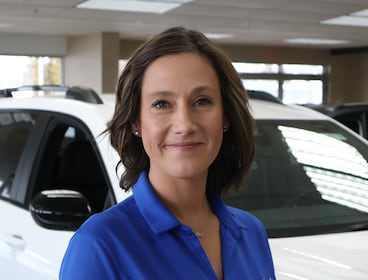 Staff member Andrea Hamlin from ID_f93b50299070