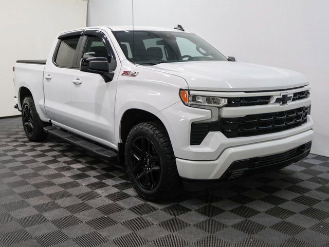 Used 2022 Chevrolet Silverado 1500 RST with VIN 3GCUDEED0NG514450 for sale in Bay City, MI