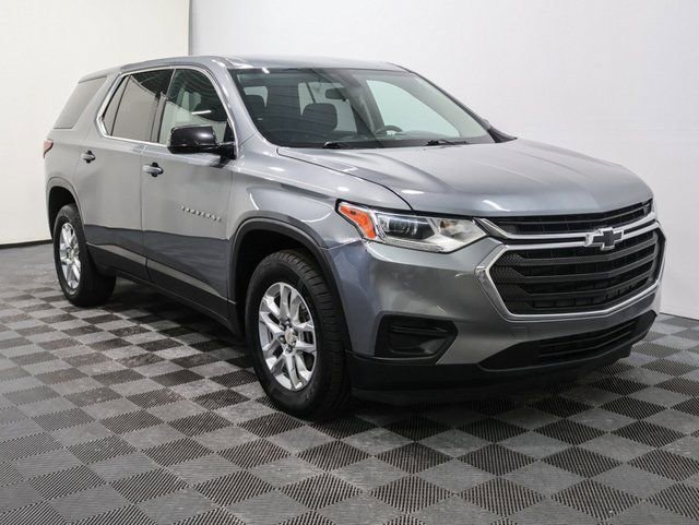 Used 2018 Chevrolet Traverse LS with VIN 1GNERFKW2JJ122636 for sale in Bay City, MI