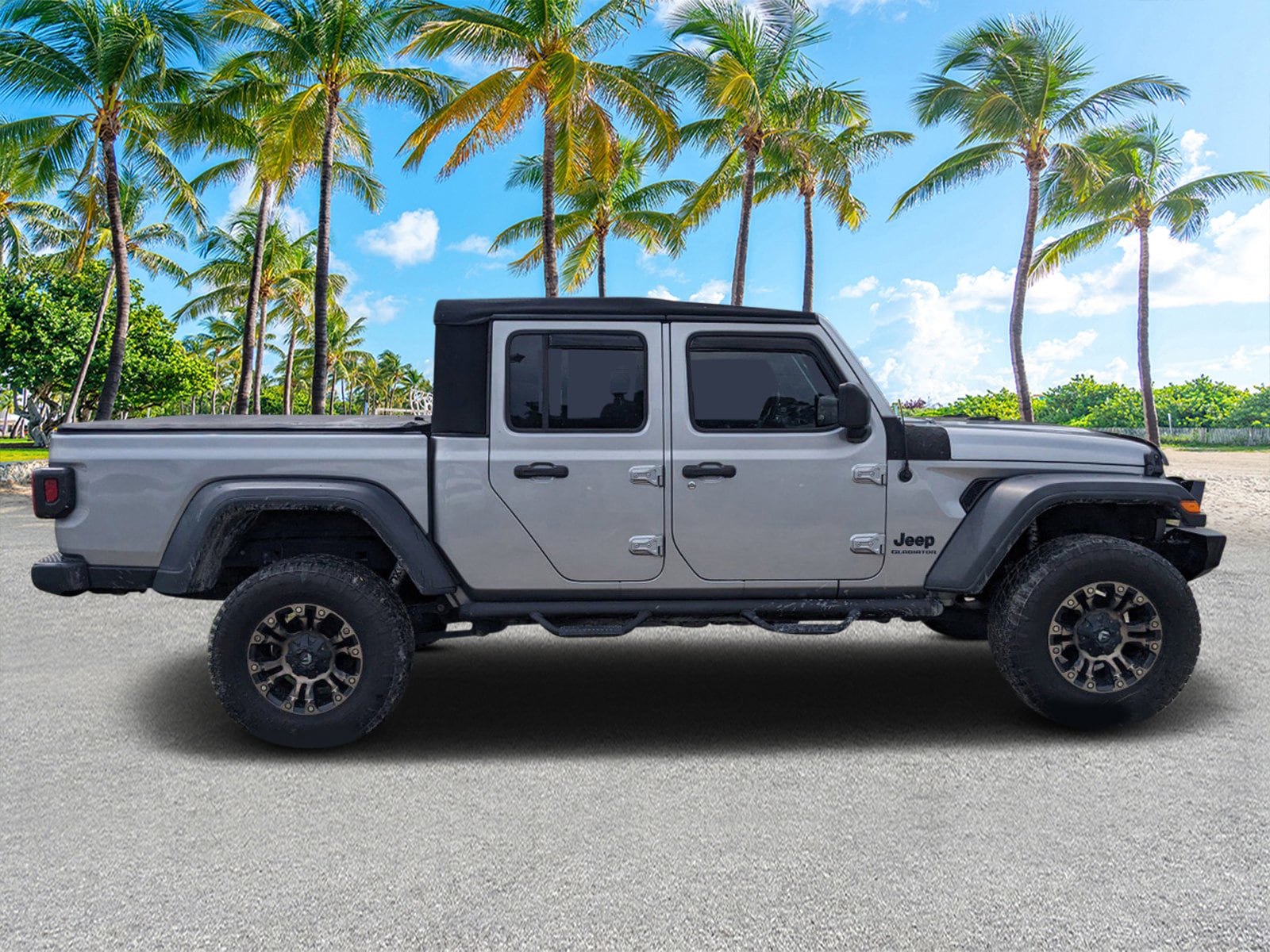 Used 2020 Jeep Gladiator Sport S with VIN 1C6HJTAG4LL132718 for sale in Labelle, FL