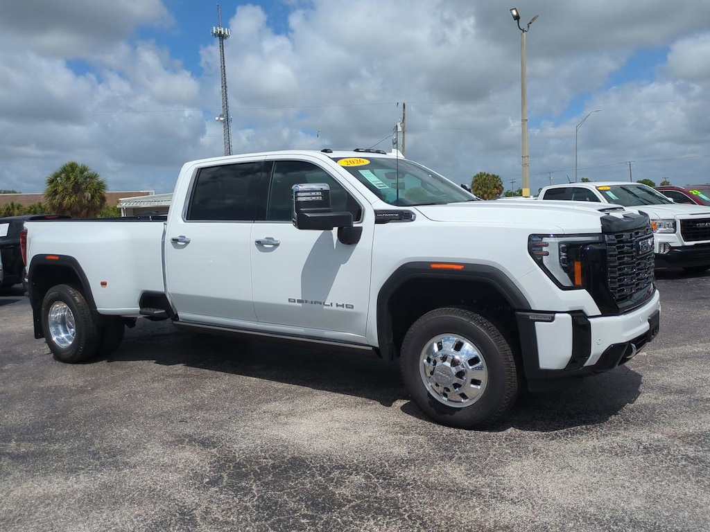 Used 2026 GMC Sierra 3500HD Denali Ultimate 4WD Crew Cab 172 Denali Ultimate