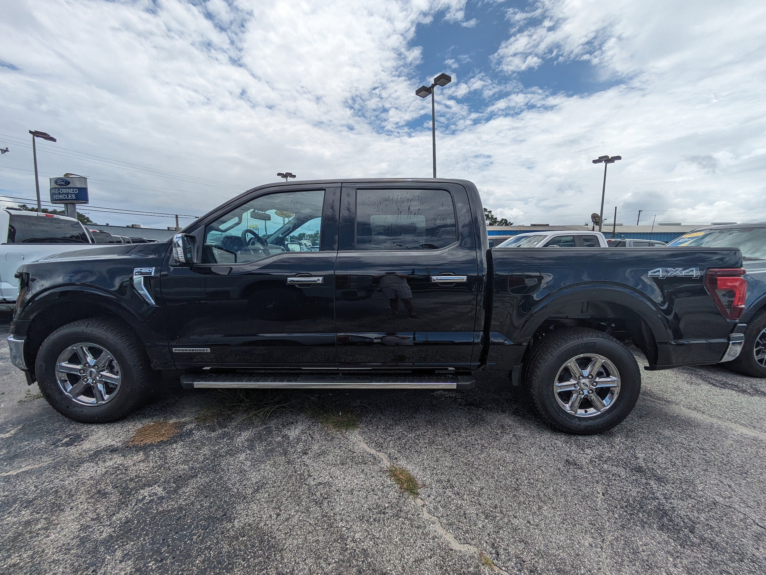 2025 Ford F-150 XLT - Photo 7