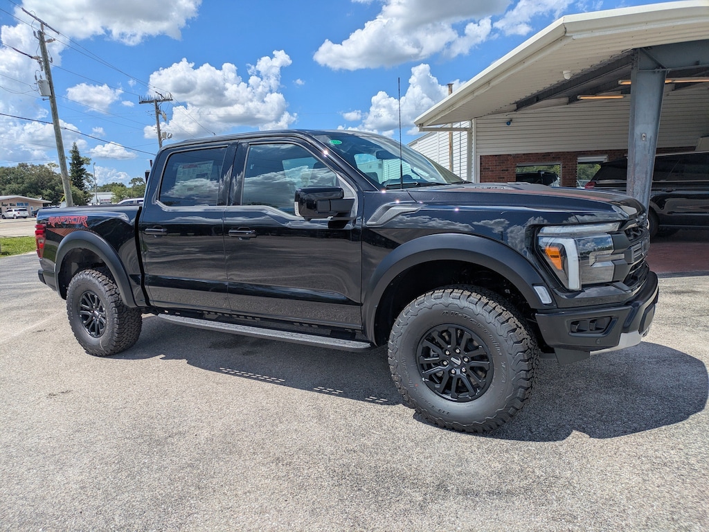 New 2026 Ford F-150 Raptor Raptor 4WD SuperCrew 5.5 Box