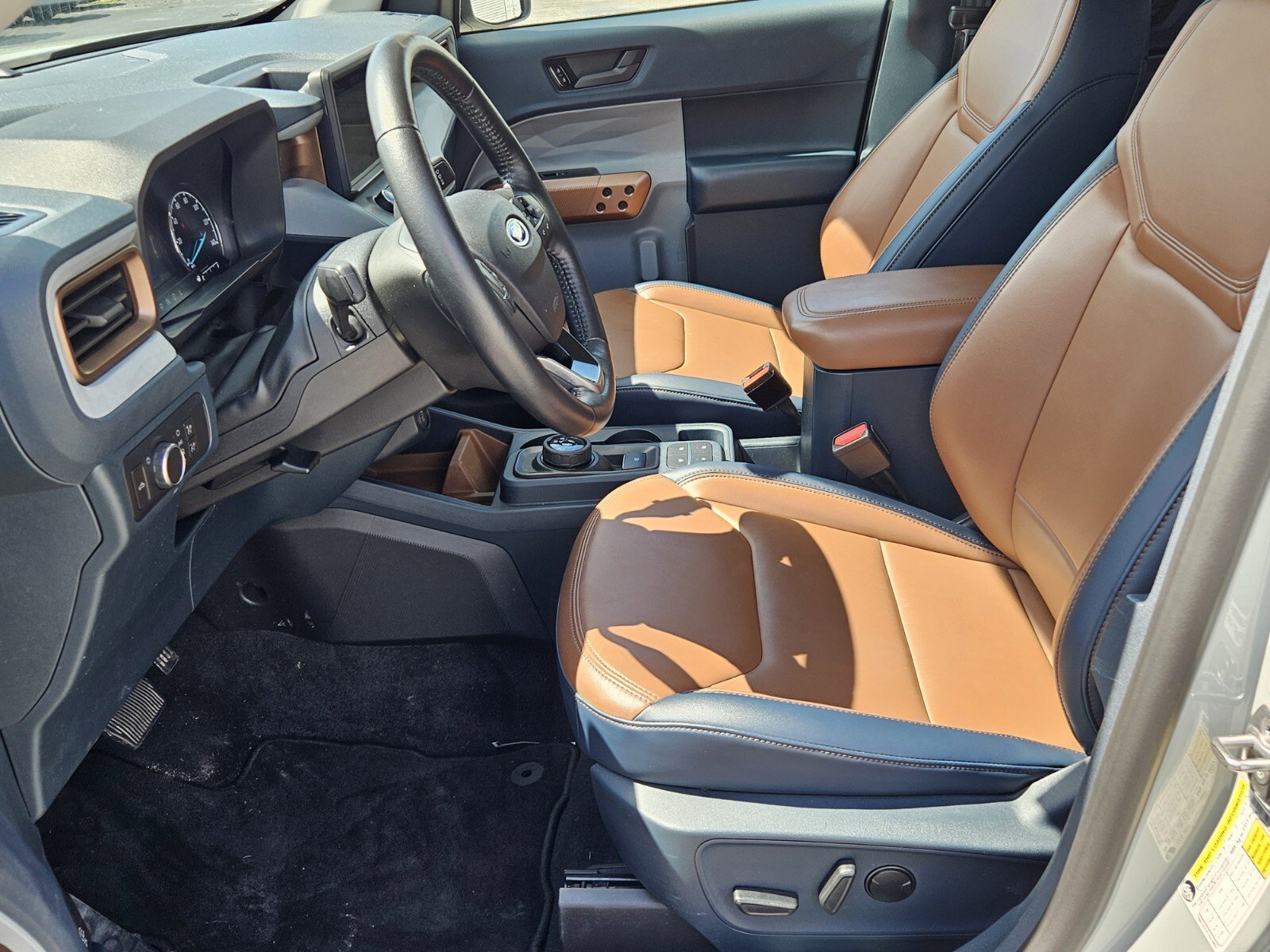 2022 Ford Maverick Lariat photo 3