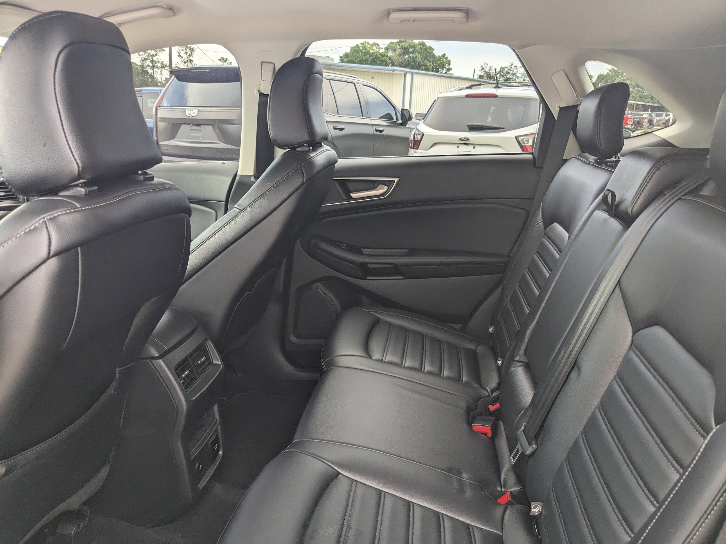 2023 Ford Edge SEL - Photo 12