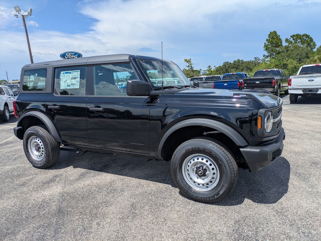 New 2026 Ford Bronco Base 4x4