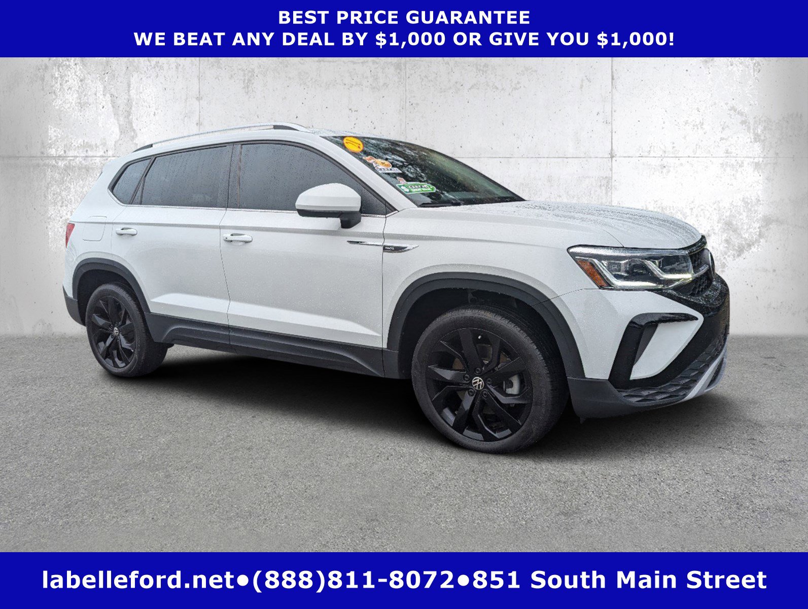 2022 Volkswagen Taos SEL's photo