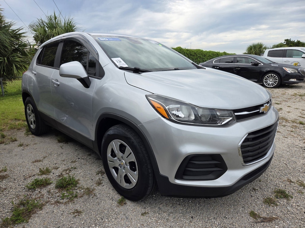 Used 2017 Chevrolet Trax LS FWD LS