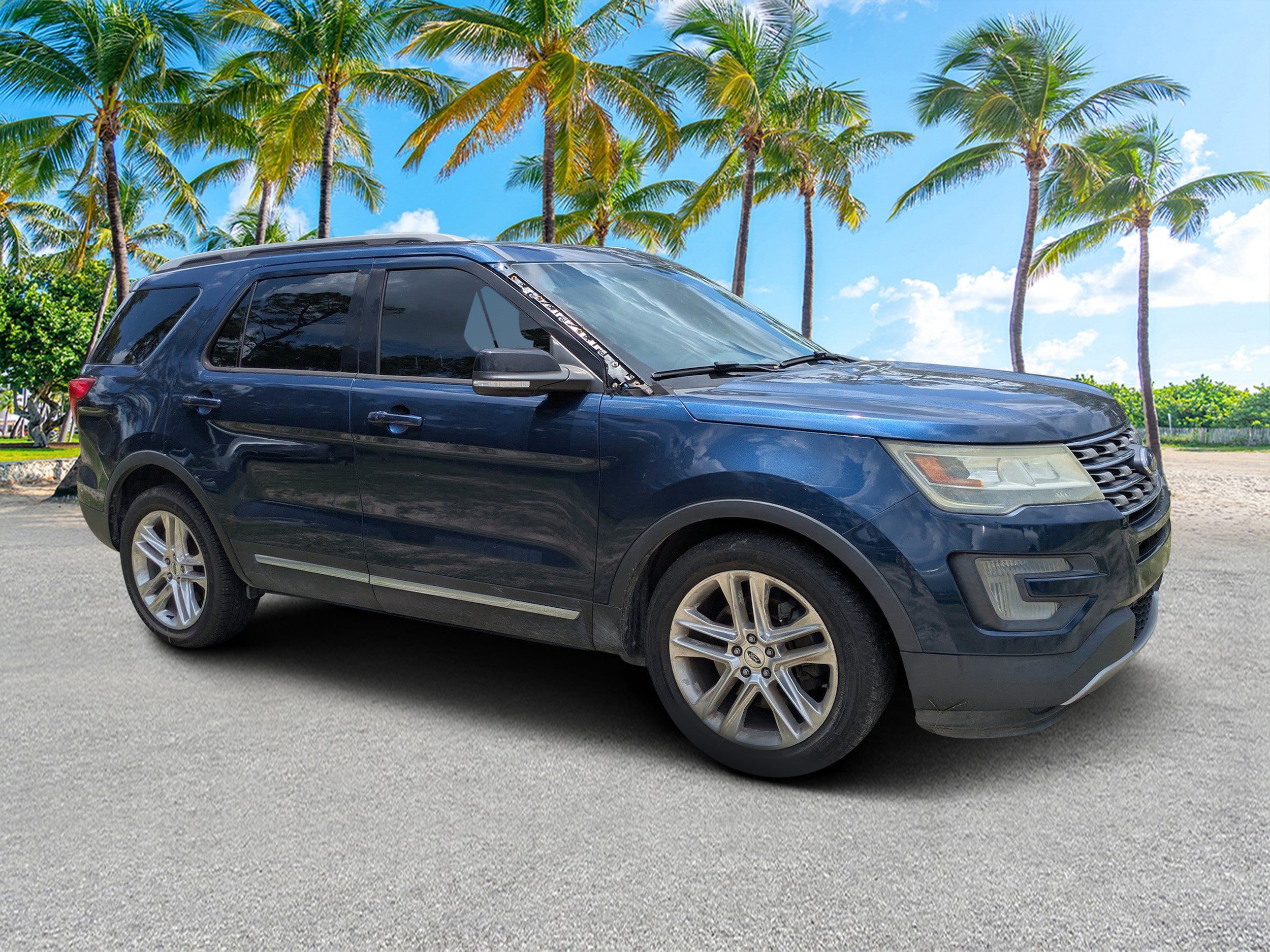 Used 2016 Ford Explorer XLT with VIN 1FM5K7D88GGC30505 for sale in LaBelle, FL