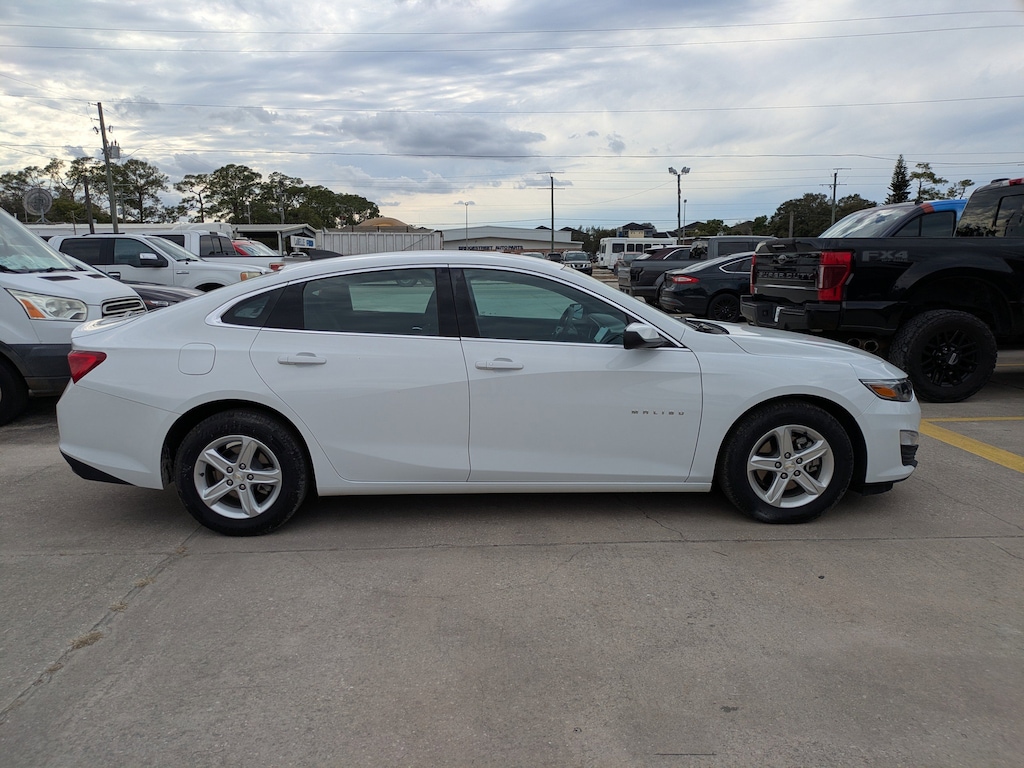 Used 2021 Chevrolet Malibu LS Sedan