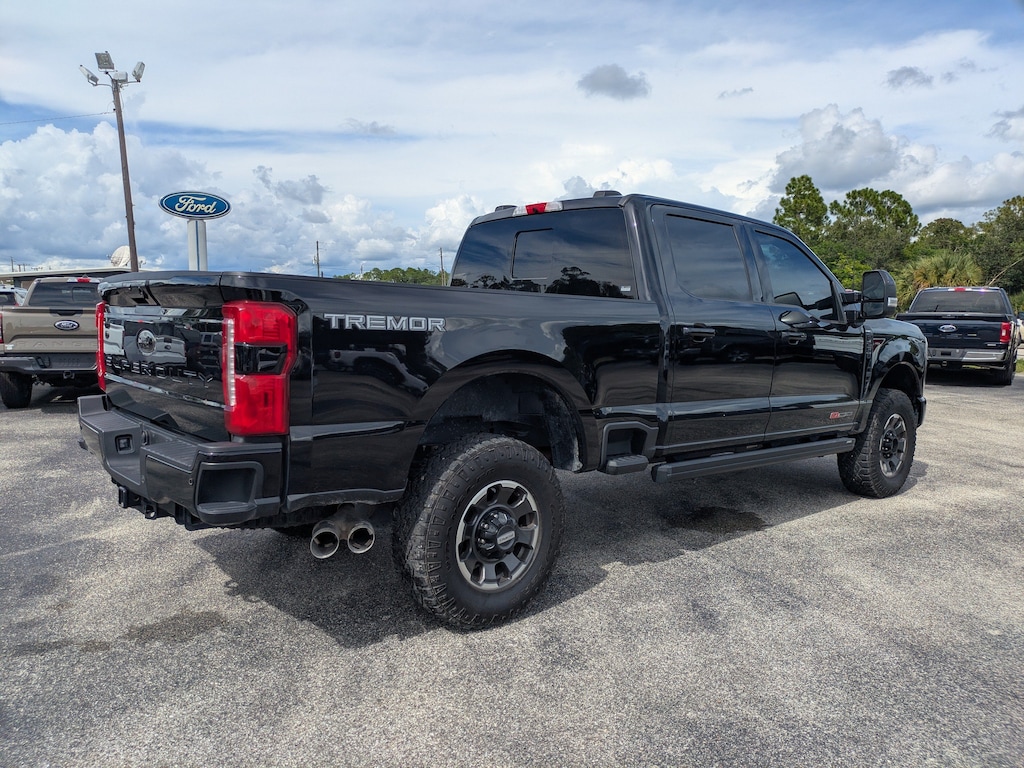 Used 2024 Ford Super Duty F-250 SRW LARIAT LARIAT 4WD Crew Cab 6.75 Box
