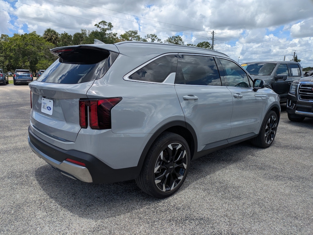 Used 2025 Kia Sorento EX EX FWD