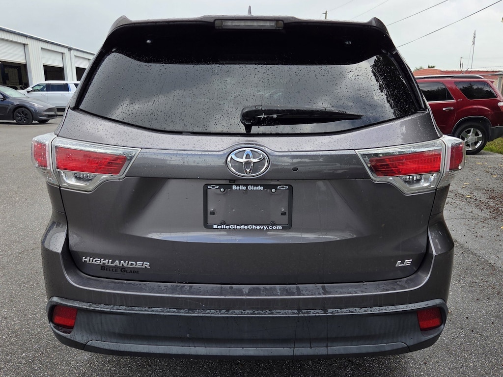 Used 2015 Toyota Highlander LE FWD V6 LE