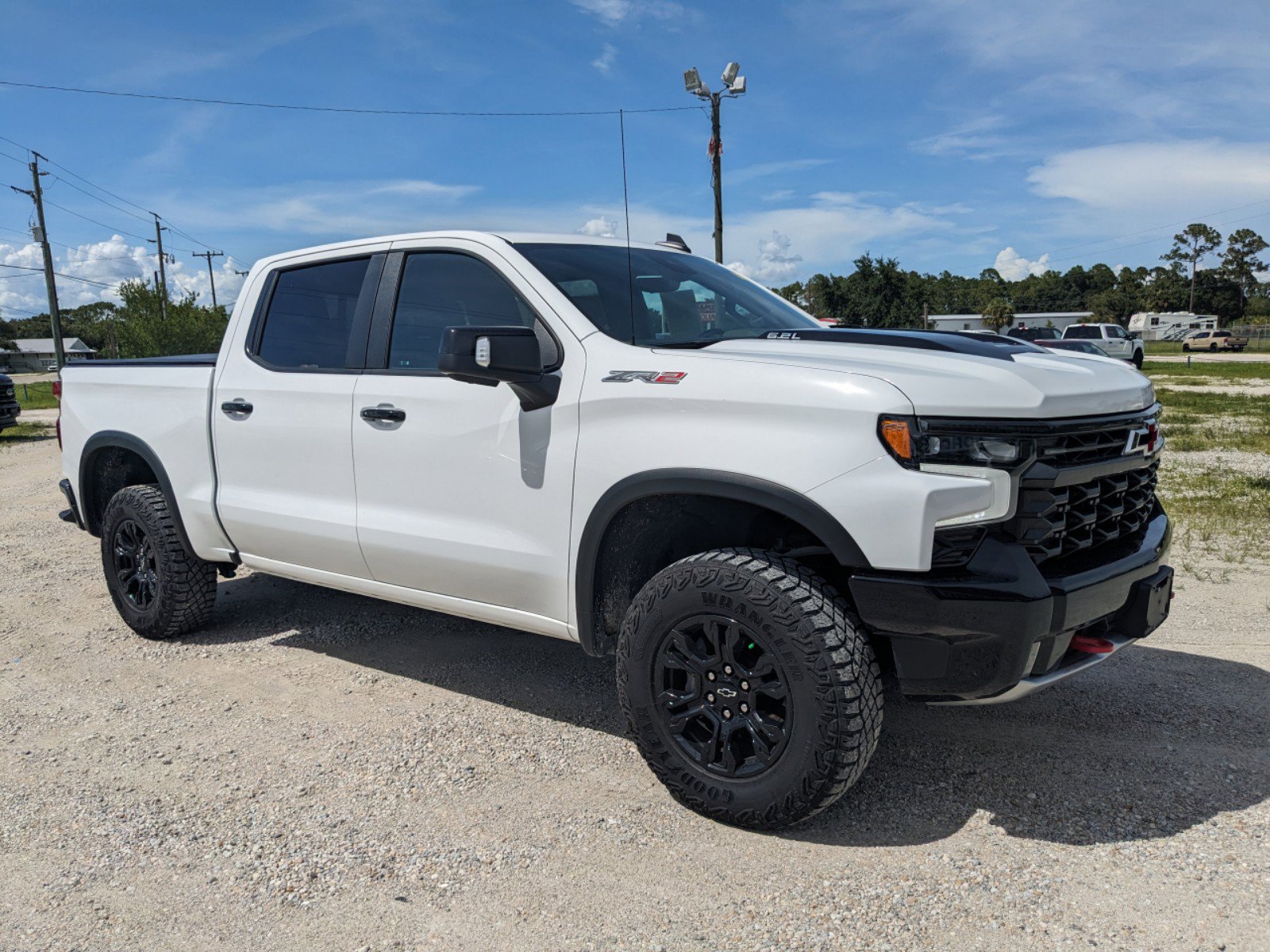 Used 2022 Chevrolet Silverado 1500 ZR2 with VIN 3GCUDHEL9NG637544 for sale in Labelle, FL