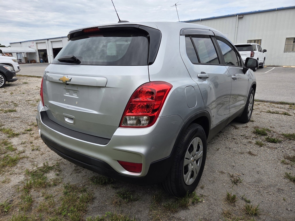 Used 2017 Chevrolet Trax LS FWD LS