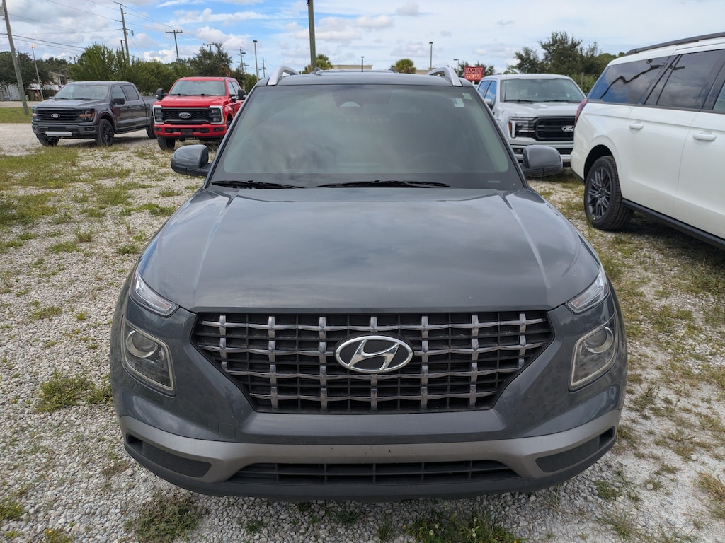 Used 2026 Hyundai Venue SEL SEL FWD