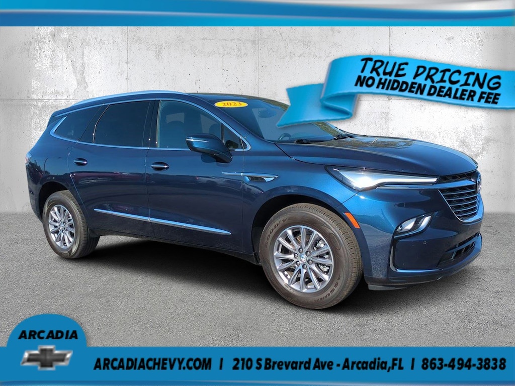 Used 2023 Buick Enclave Essence FWD Essence