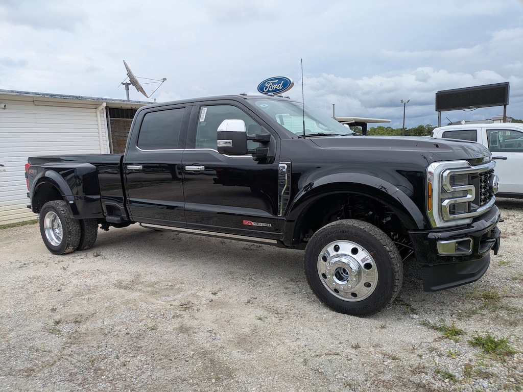 New 2026 Ford Super Duty F-450 DRW Platinum Platinum 4WD Crew Cab 8 Box