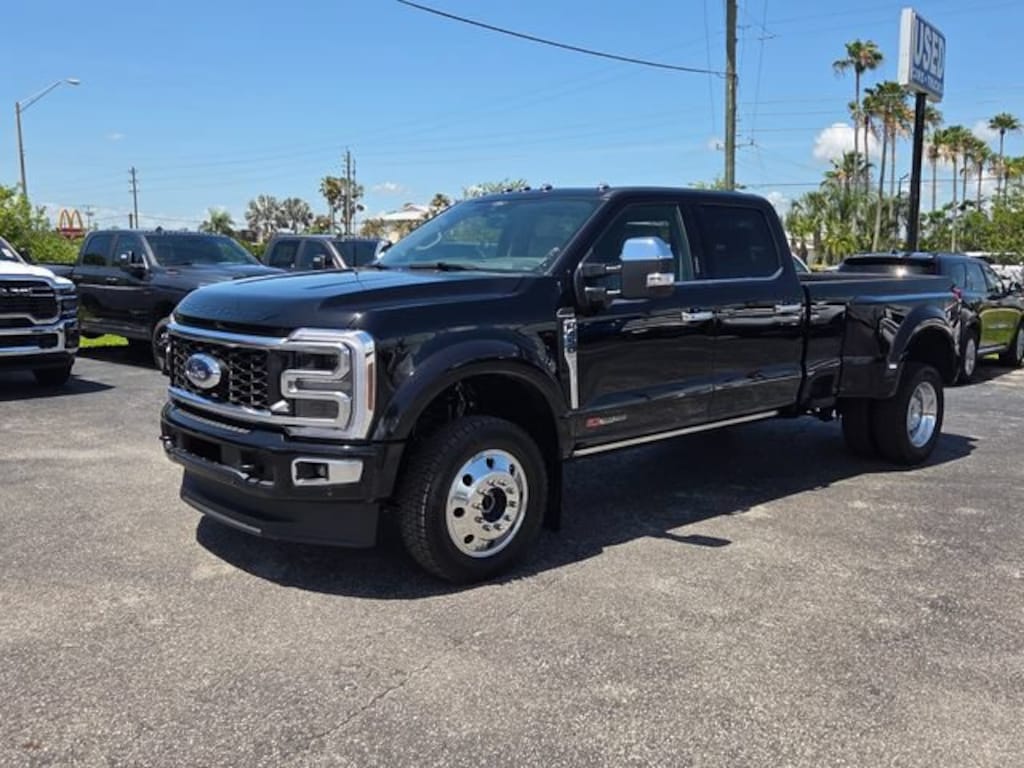 Used 2026 Ford Super Duty F-450 DRW Platinum Platinum 4WD Crew Cab 8 Box