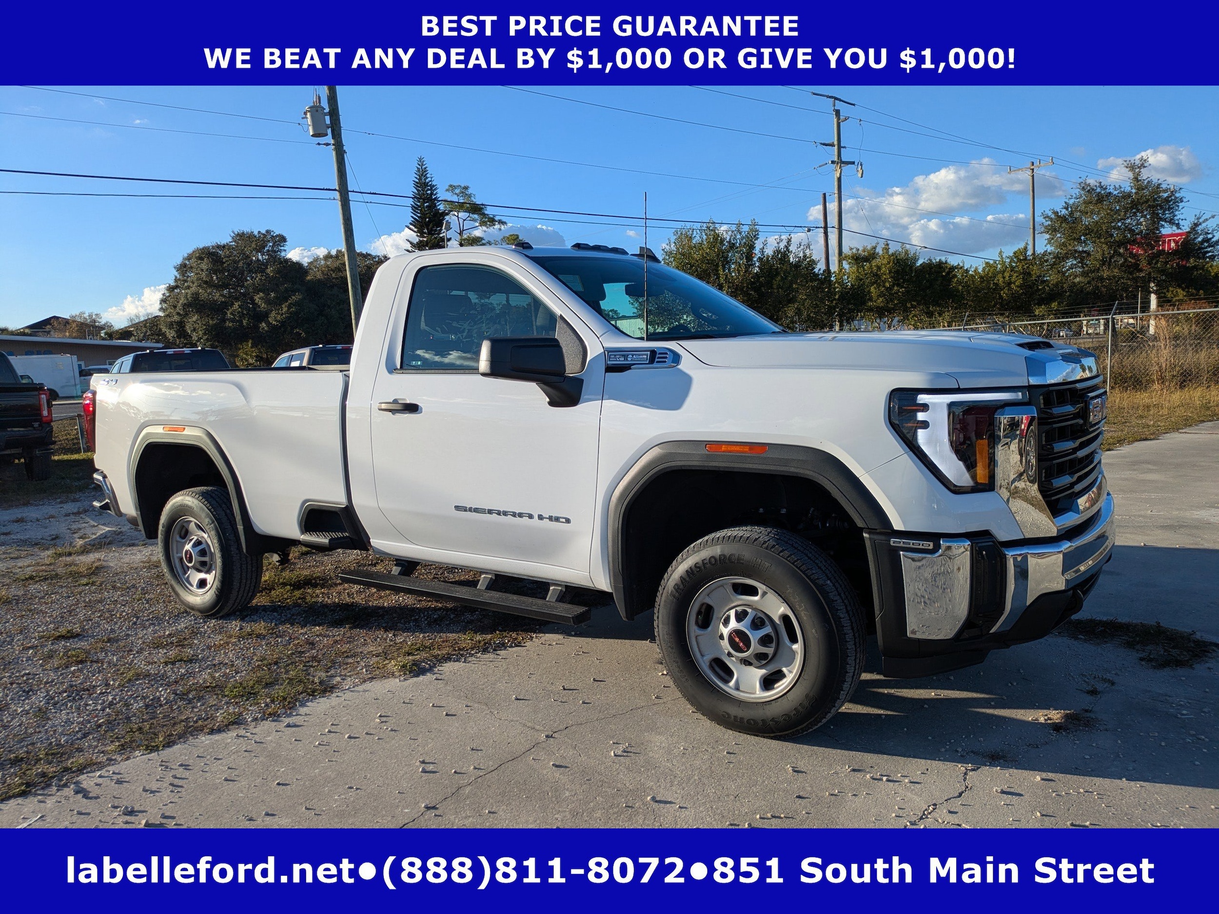 2024 GMC Sierra 2500HD Pro's photo