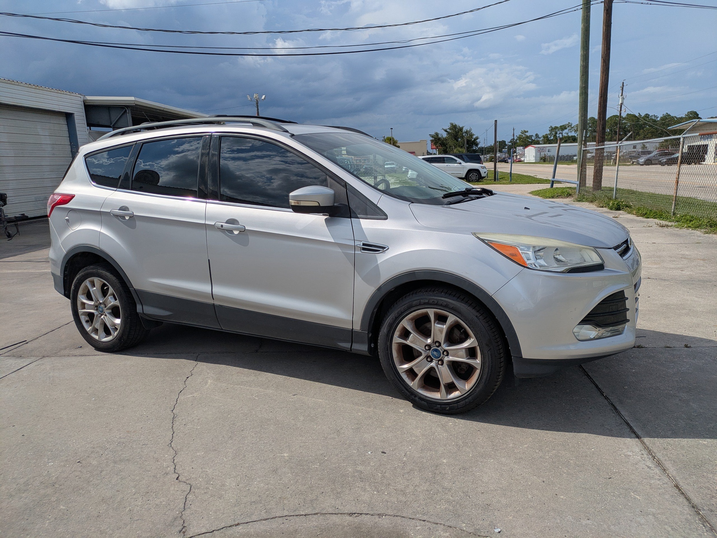 Vehicle Image 2
