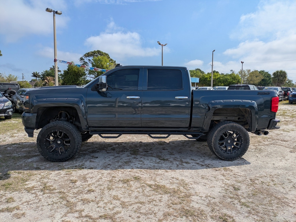 Used 2018 Chevrolet Silverado 1500 LT 4WD Crew Cab 143.5 LT w/2LT