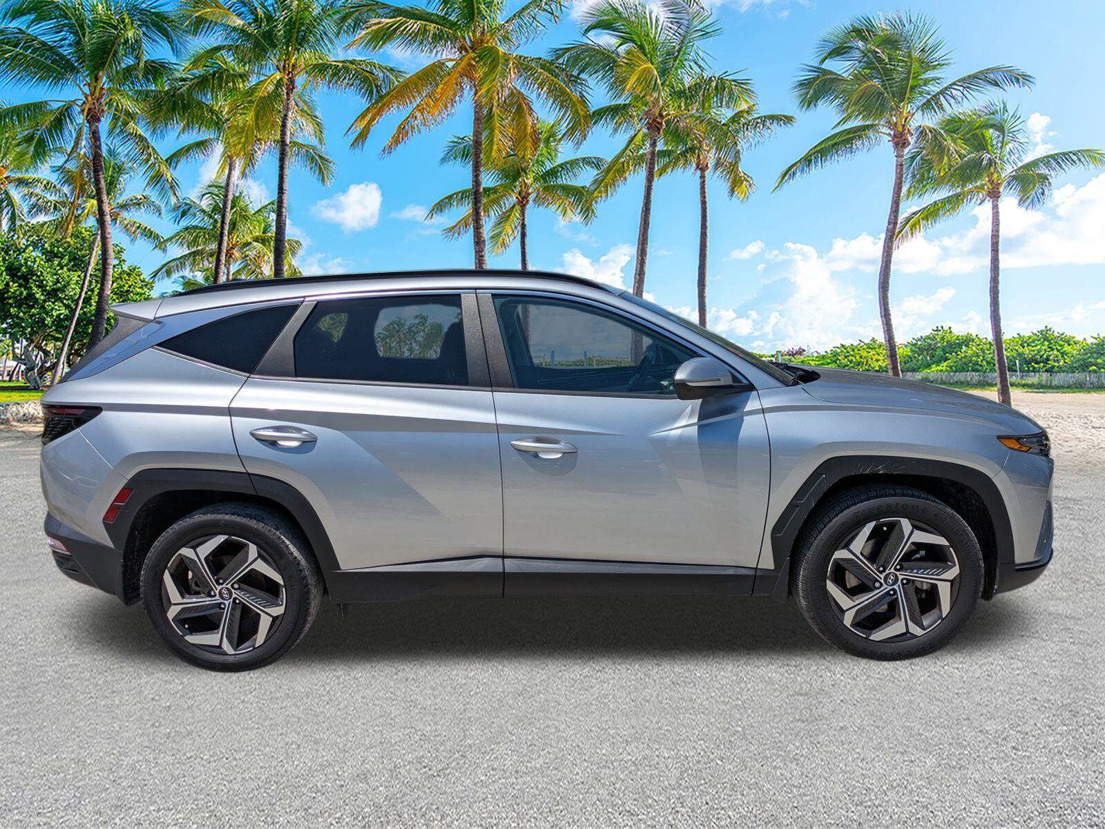 2022 Hyundai Tucson SEL photo 2