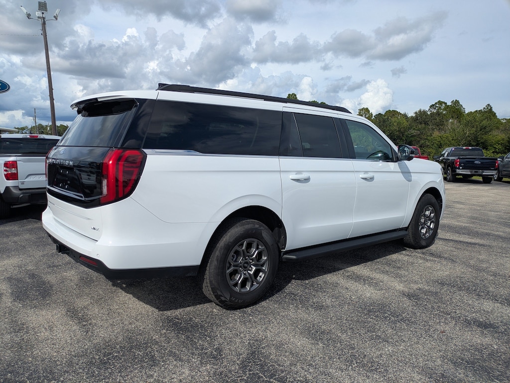 Used 2026 Ford Expedition Max Active Active 4x2