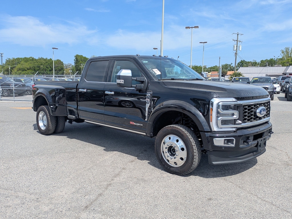Used 2026 Ford Super Duty F-450 DRW Platinum Platinum 4WD Crew Cab 8 Box