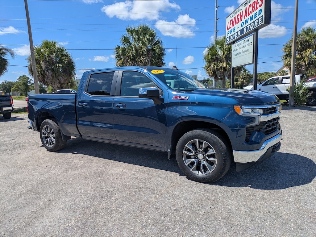 Used 2022 Chevrolet Silverado 1500 LT 4WD Crew Cab 157 LT
