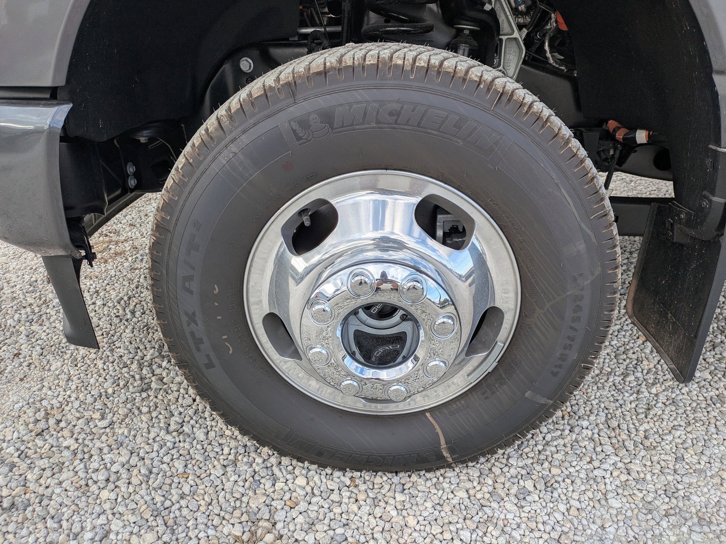 2026 Ford F-350 Super Duty Platinum - Photo 11