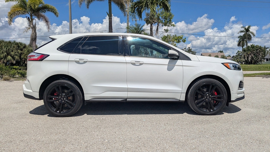 Used 2022 Ford Edge ST ST AWD