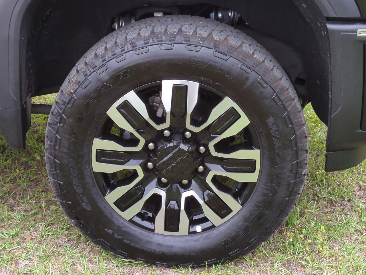 2024 GMC Sierra 2500HD Denali Ultimate - Photo 11