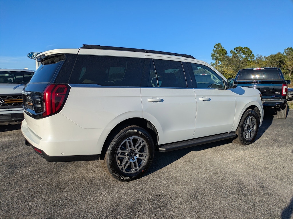 New 2025 Ford Expedition Active Active 4x2