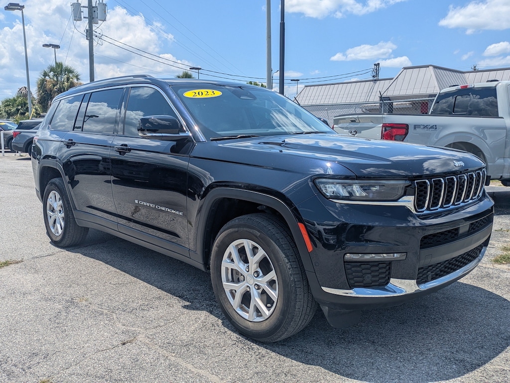 Used 2023 Jeep Grand Cherokee L Limited Limited 4x4