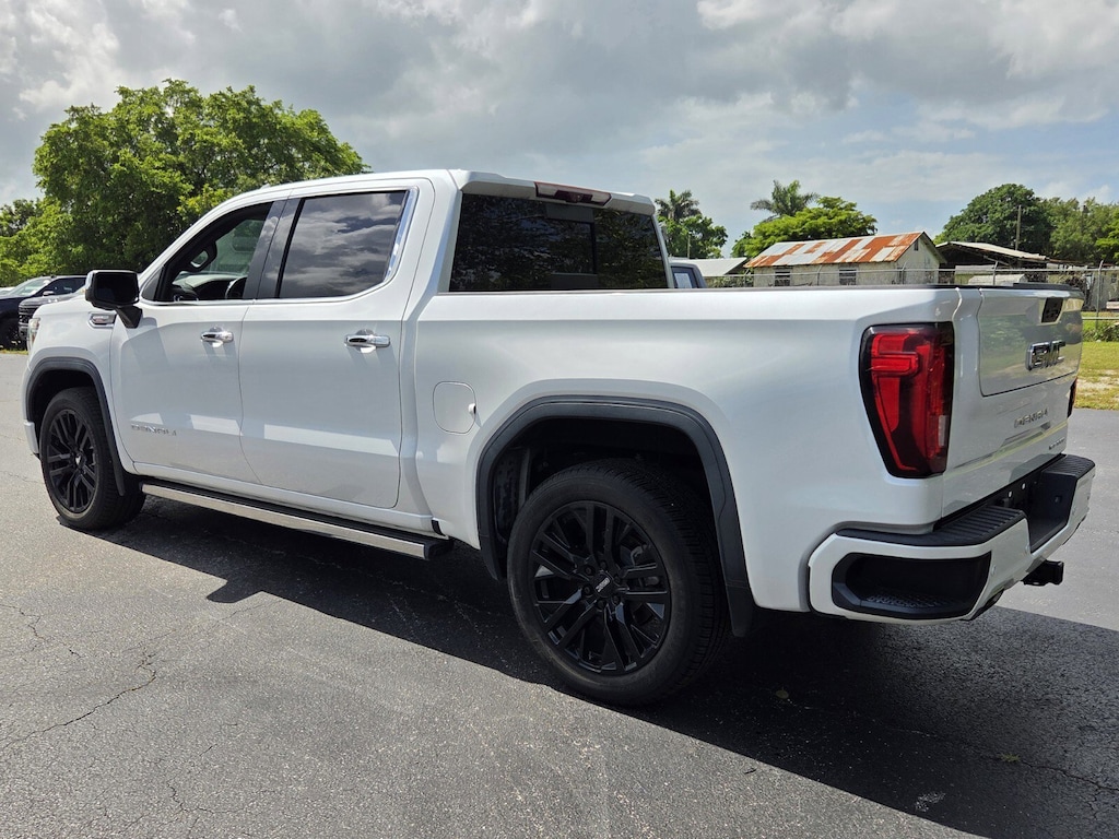 Used 2021 GMC Sierra 1500 Denali 4WD Crew Cab 147 Denali