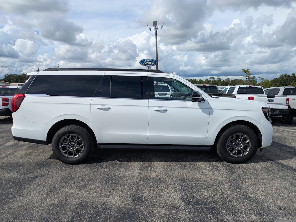 Used 2026 Ford Expedition Max Active Active 4x2