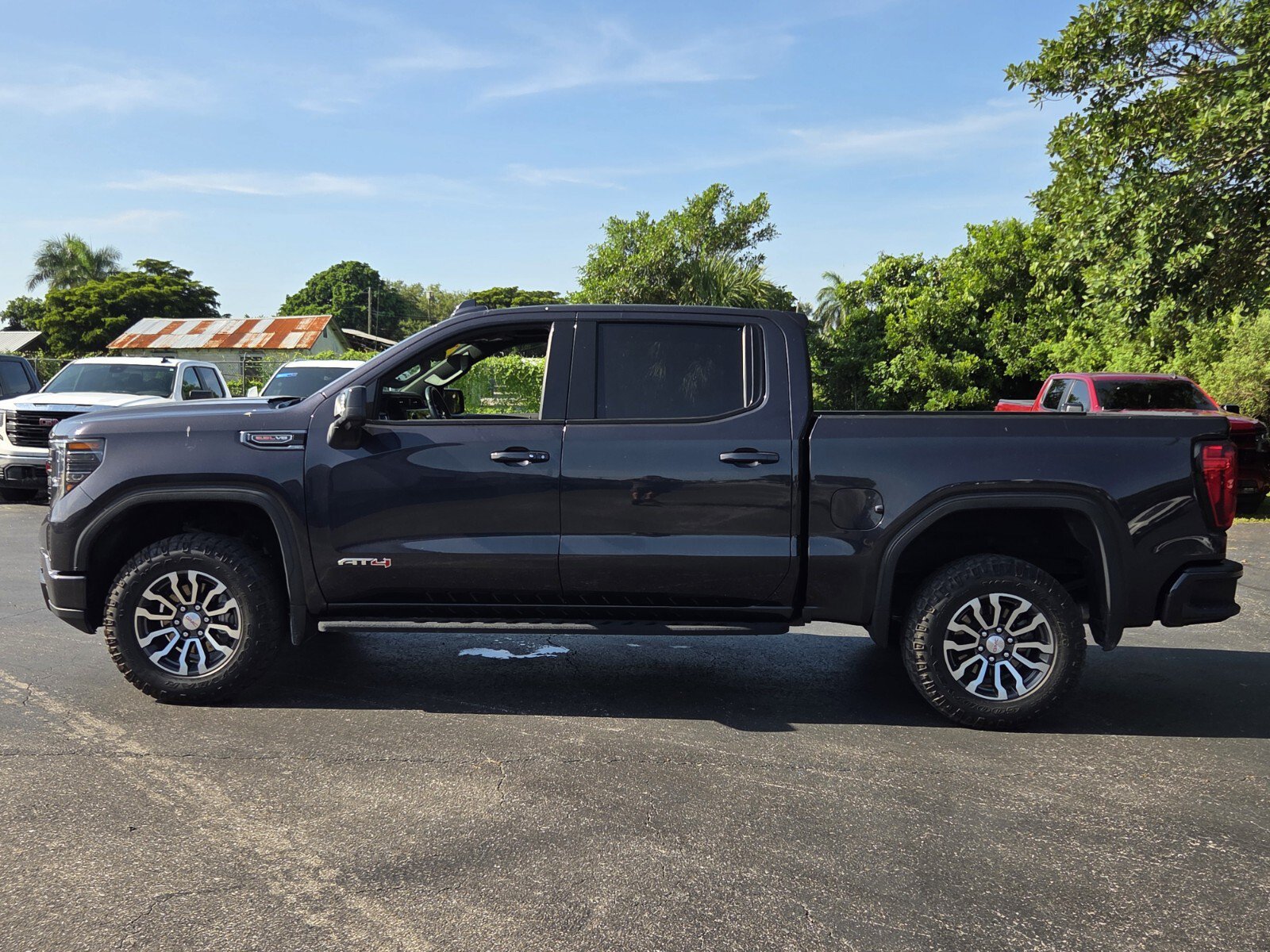 Used 2023 GMC Sierra 1500 AT4 4WD Crew Cab 147 AT4
