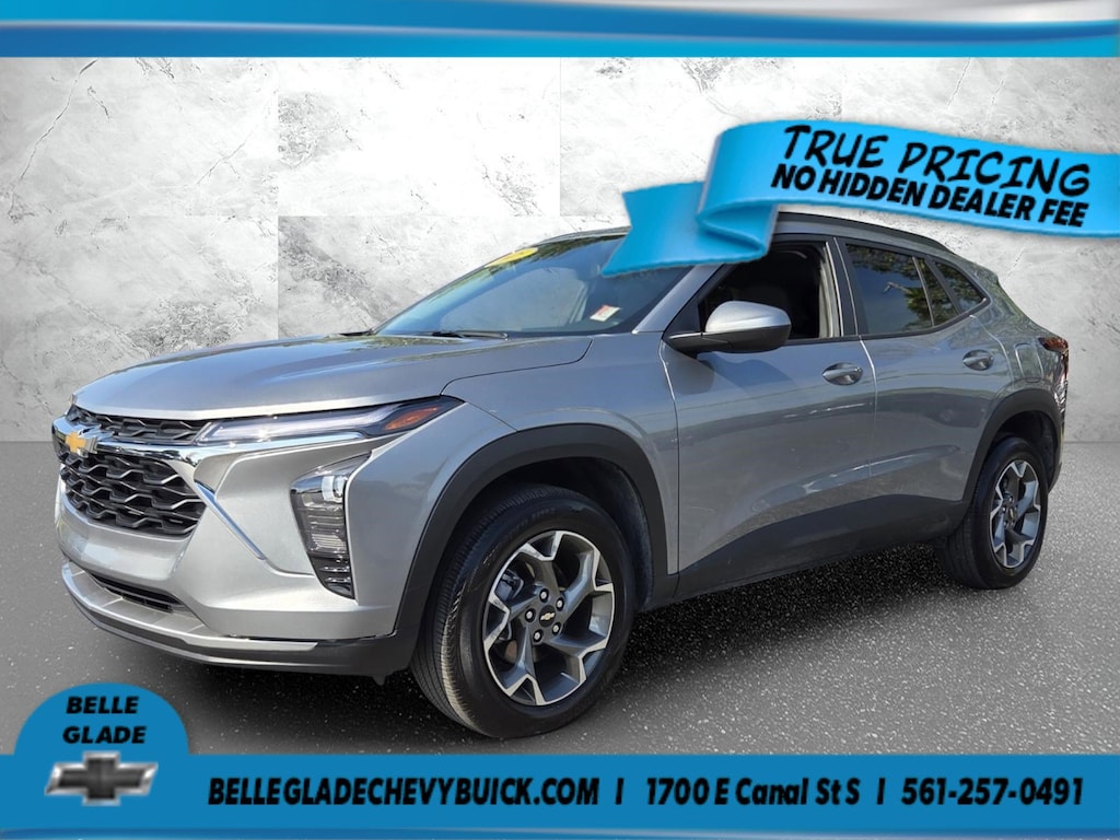Used 2025 Chevrolet Trax LT FWD LT