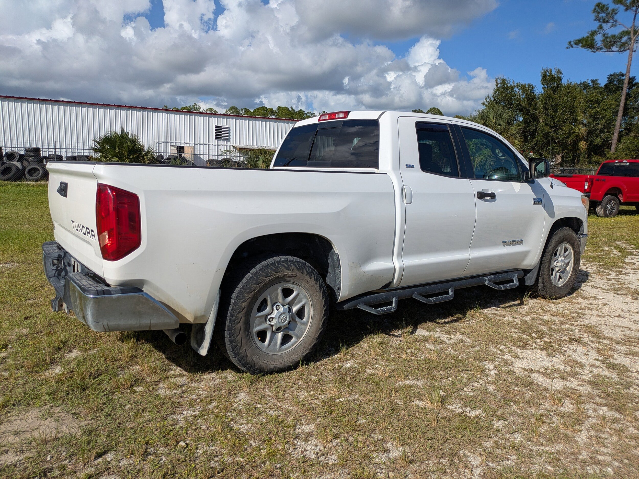 2016 Toyota Tundra Base photo 4